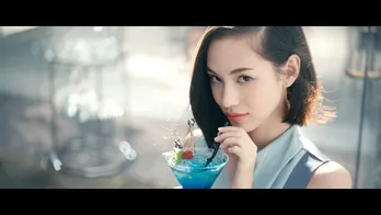 色っぽい口元、目元! 水原希子が大人の美しさを提案