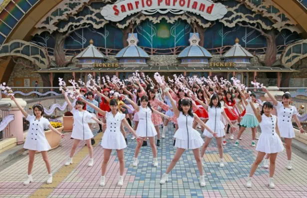 「桜前線北上プロジェクト」は、こぶしファクトリーが2ndシングル「桜ナイトフィーバー」を各地のユニドルと共に踊る企画