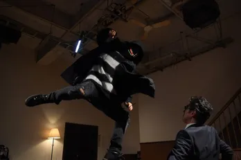 EXILE NAOTOが渾身のアクションを披露！