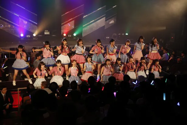 福岡市天神の西鉄ホールへと公演拠点を移したHKT48