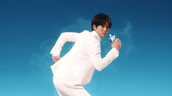 松坂桃李が「ゴクゴク」「キンキン」「シャキーン」