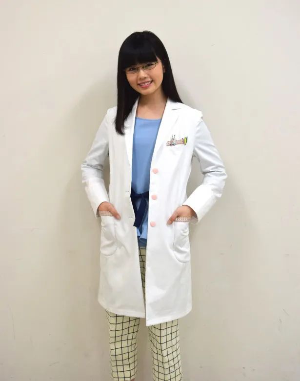 「早子先生、結婚するって本当ですか？」で保健教師・莉々を演じる小芝風花