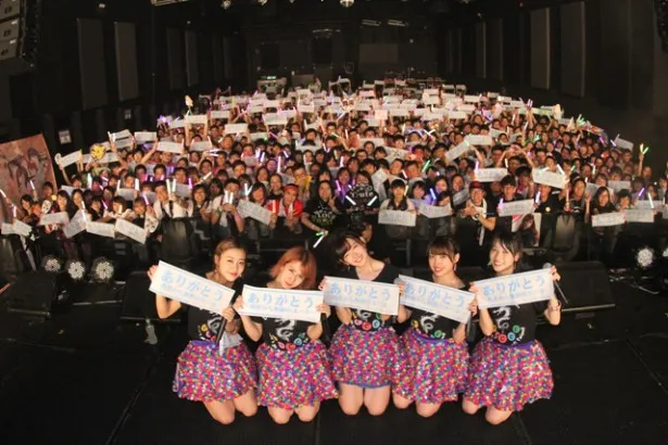 ℃-uteが初の香港単独公演を開催