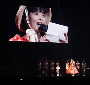 アンジュルム・めいめい、笑顔の卒業で“物語は続く”