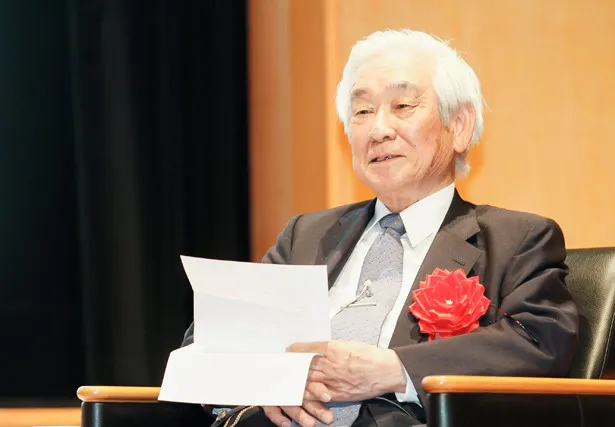 益川氏は戦後の混乱期にあたる少年時代の思い出や、物理や数学に夢中になった大学生時代のエピソードなどを披露した
