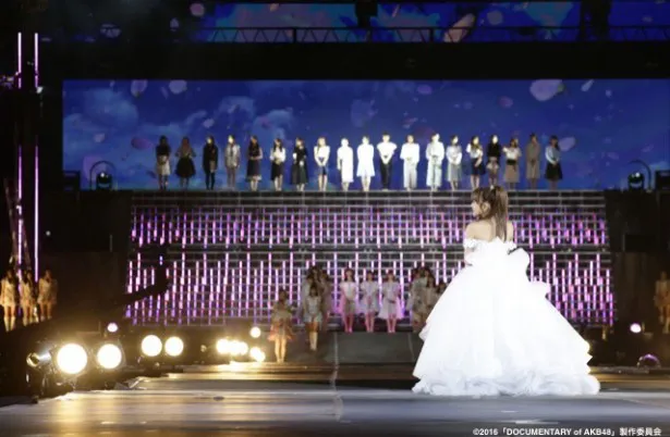 【写真を見る】7月8日(金)より、AKB48の最新ドキュメンタリー映画「DOCUMENTARY of AKB48」(仮題)が全国でロードショー開始