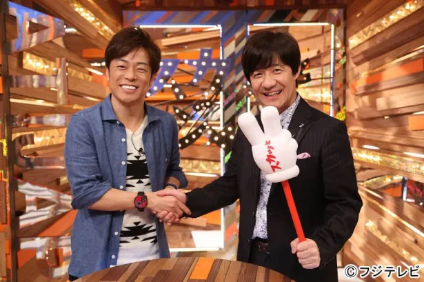 「27時間テレビ」のMC陣に加わることが発表された内村光良(右)と“27時間フェス実行委員会”の陣内智則(左)