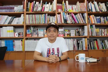 水道橋博士、“重量級”の本への愛!