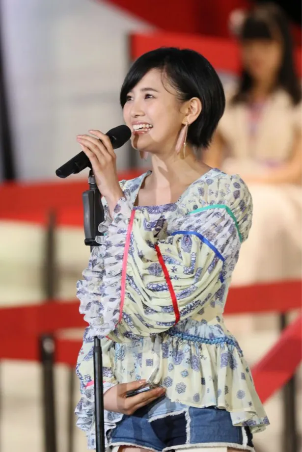 涙と笑いのスピーチを展開した兒玉遥（HKT48/AKB48兼任）