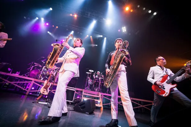 東京スカパラダイスオーケストラの白熱ライブの模様を放送！