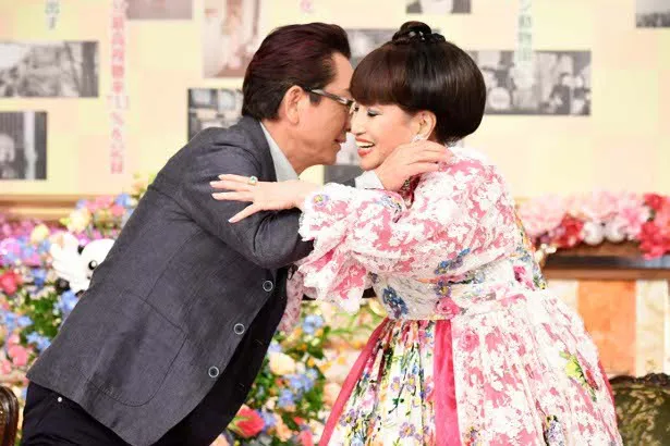 黒柳徹子が水谷豊と会うたびに熱いハグ 芸能ニュースならザテレビジョン