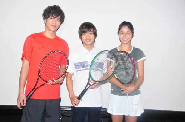 最先端の迫力ある実写映像でテニスの魅力を伝える！　(左から)松島、松岡、季葉