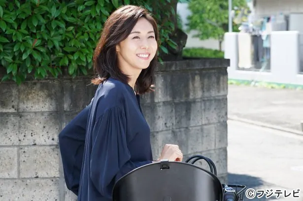 「営業部長 吉良奈津子」では、松嶋菜々子が産休明けの会社で奮闘する