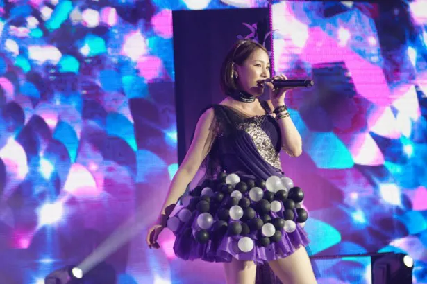 ワガママBODYこときっか(吉川友)が、日本人歌手として初めて台湾のMTV「最強音」に生出演した