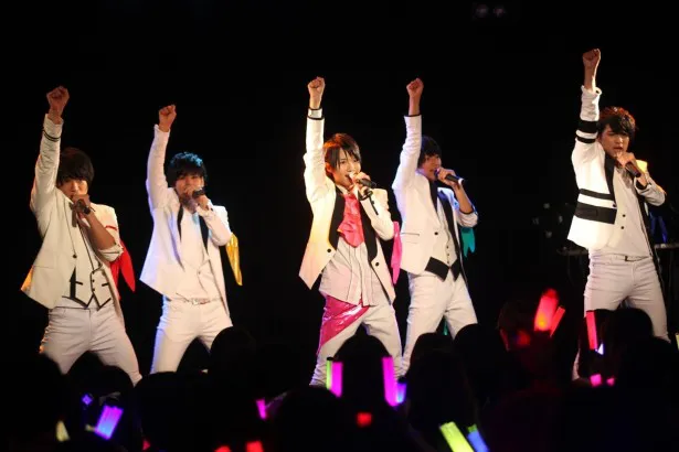 9月4日に表参道GROUNDにて開催された初東京ライブでは関東のファンを中心に約300名が集まった。