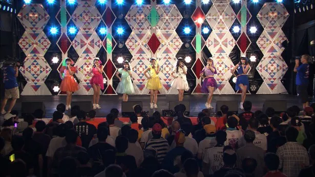 PASSPO☆は、センチメンタル・バスの「Sunny Day Sunday」をカバー