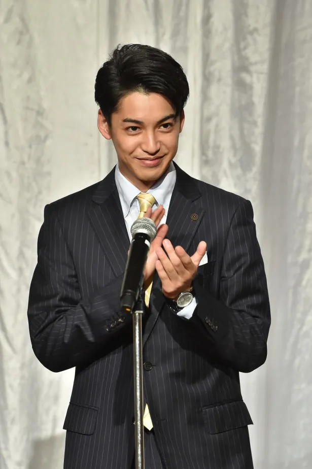 【写真を見る】劇中で“嫌な奴”を演じる大野拓朗。笑顔の裏にある本心とは？