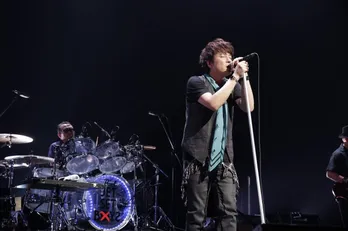 “超大型新人”JET SET BOYSのライブを放送