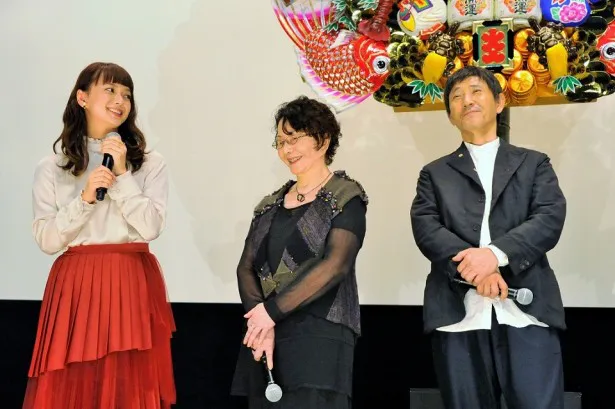 11月5日(土)公開の「続・深夜食堂」より小林薫、渡辺美佐子、多部未華子(写真右から)らが完成披露に登壇した