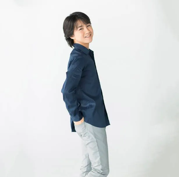 【写真を見る】「小学生のためのコンサート」にゲストとして登場するピアニストの牛田智大氏