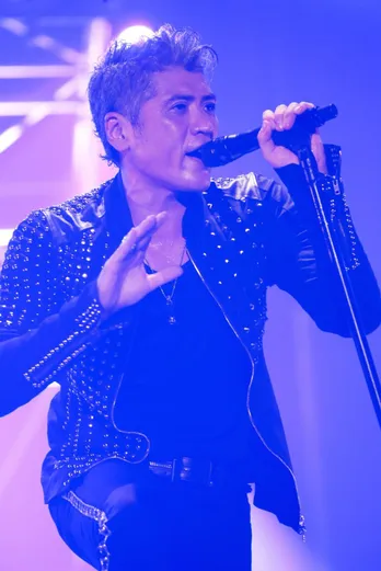 吉川晃司の最新ライブツアーファイナル公演を放送！