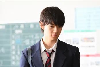 「砂の塔」イケメン息子役で注目の佐野勇斗が、物語の鍵を握る!!