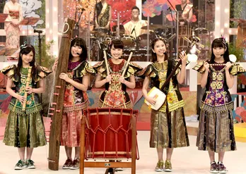 ももいろクローバーZ、和楽器で初心「和の心」を見せる