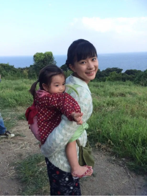 芳根京子がアメブロオフィシャルブログを更新し、朝ドラオフショットを公開！