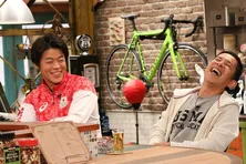 カヌー銅メダリスト“ハネタク”が「おかべろ」に来店