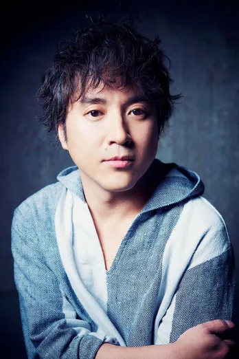 ムロツヨシ、生放送MCに初挑戦「流星見ませんか?」