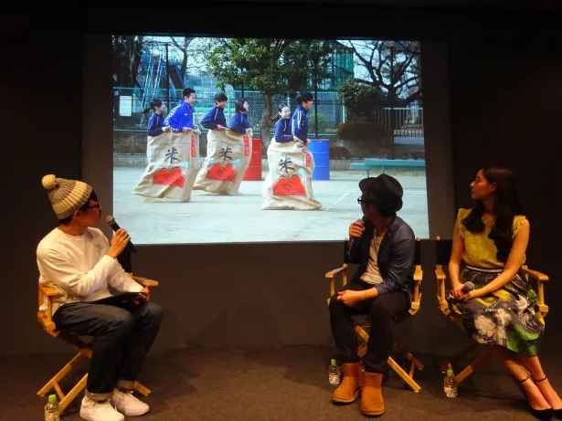 【写真を見る】新木優子らは中島裕翔の舞台裏エピソードを語る