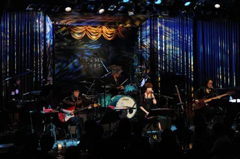 LINDBERGが初のクリスマスライブを開催!