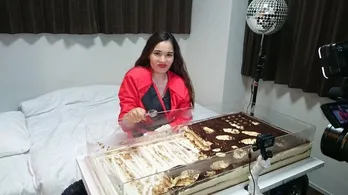 平野ノラが過酷企画“1週間ティラミス生活”で号泣!?