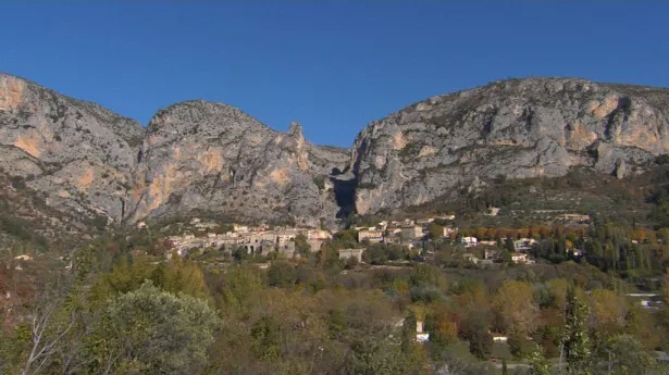 陶器で有名な南仏の村 