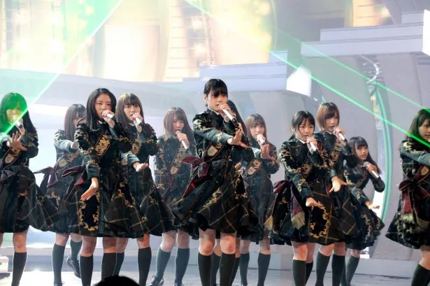 欅坂46は3カ月遅れで加入した長濱ねるを含む21人で紅白本番の舞台へ！