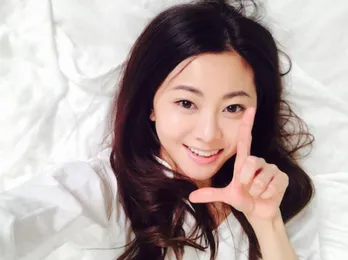 倉木麻衣、5年ぶりの新アルバムで“Smile”を自撮り!?