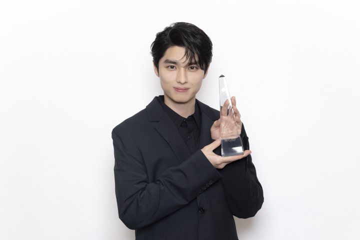 不器用で愛らしい“瀧昌さま”で助演男優賞を初受賞